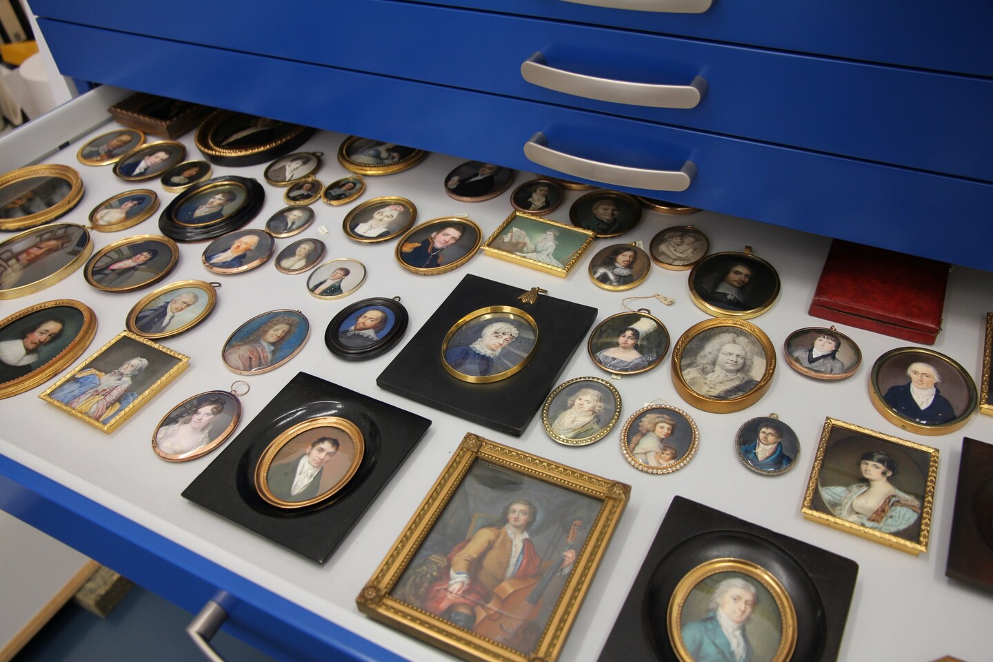 Blick auf einen Teil der Miniaturen der Hamburger Kunsthalle, Foto: Sabine Zorn Blick auf einen Teil der Miniaturen der Hamburger Kunsthalle, Foto: Sabine Zorn