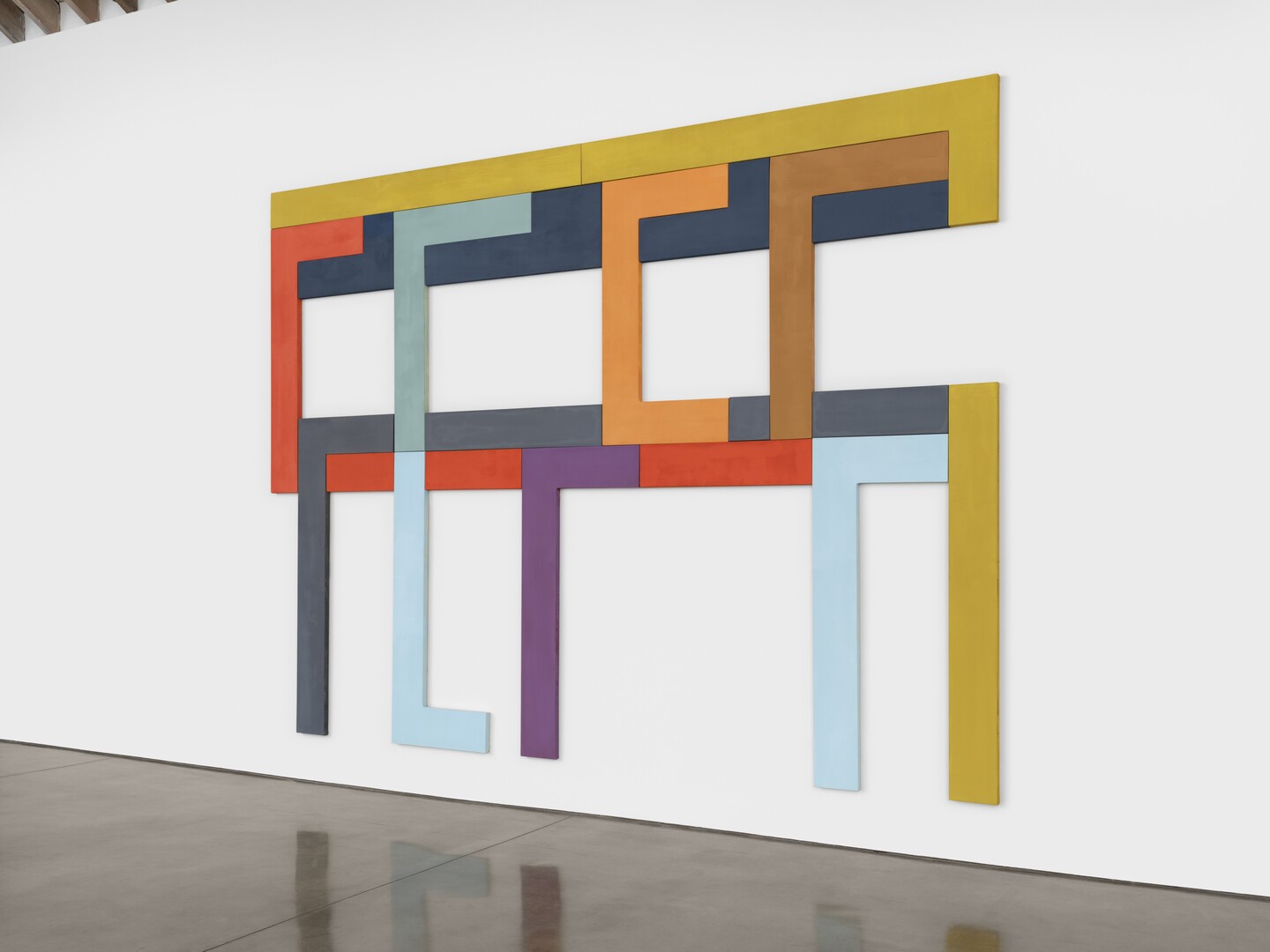 David Novros (*1941), Asturias 2, 2022, Öl auf Leinwand, insg. 342,9 x 457,2 cm, Collection of the artist, courtesy of Paula Cooper Gallery, New York © 2025 David Novros / VG Bild-Kunst, Bonn 2025. Courtesy Paula Cooper Gallery, New York, Foto: Steven Probert David Novros (*1941), Asturias 2, 2022, Öl auf Leinwand, insg. 342,9 x 457,2 cm, Collection of the artist, courtesy of Paula Cooper Gallery, New York © 2025 David Novros / VG Bild-Kunst, Bonn 2025. Courtesy Paula Cooper Gallery, New York, Foto: Steven Probert