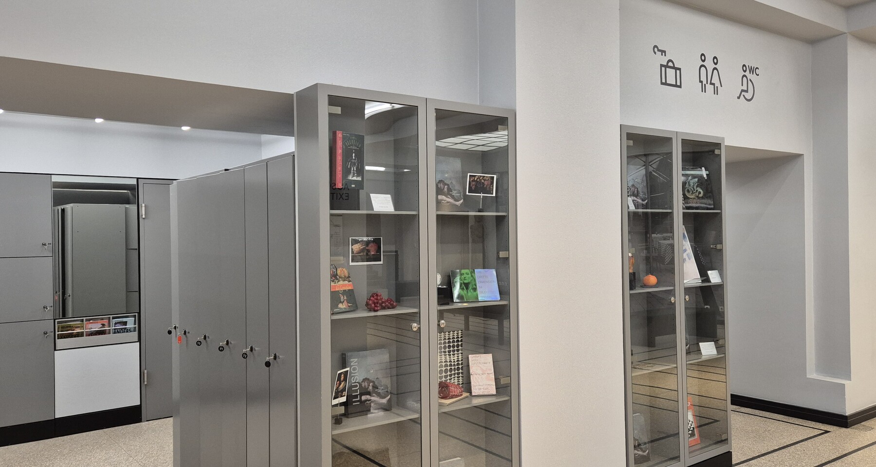 Hubertus-Wald-Forum Garderobe und Toiletten