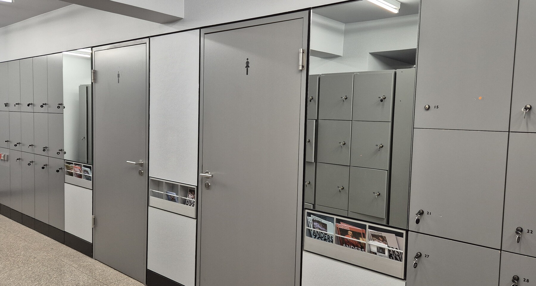 Hubertus-Wald Forum Schließfächer