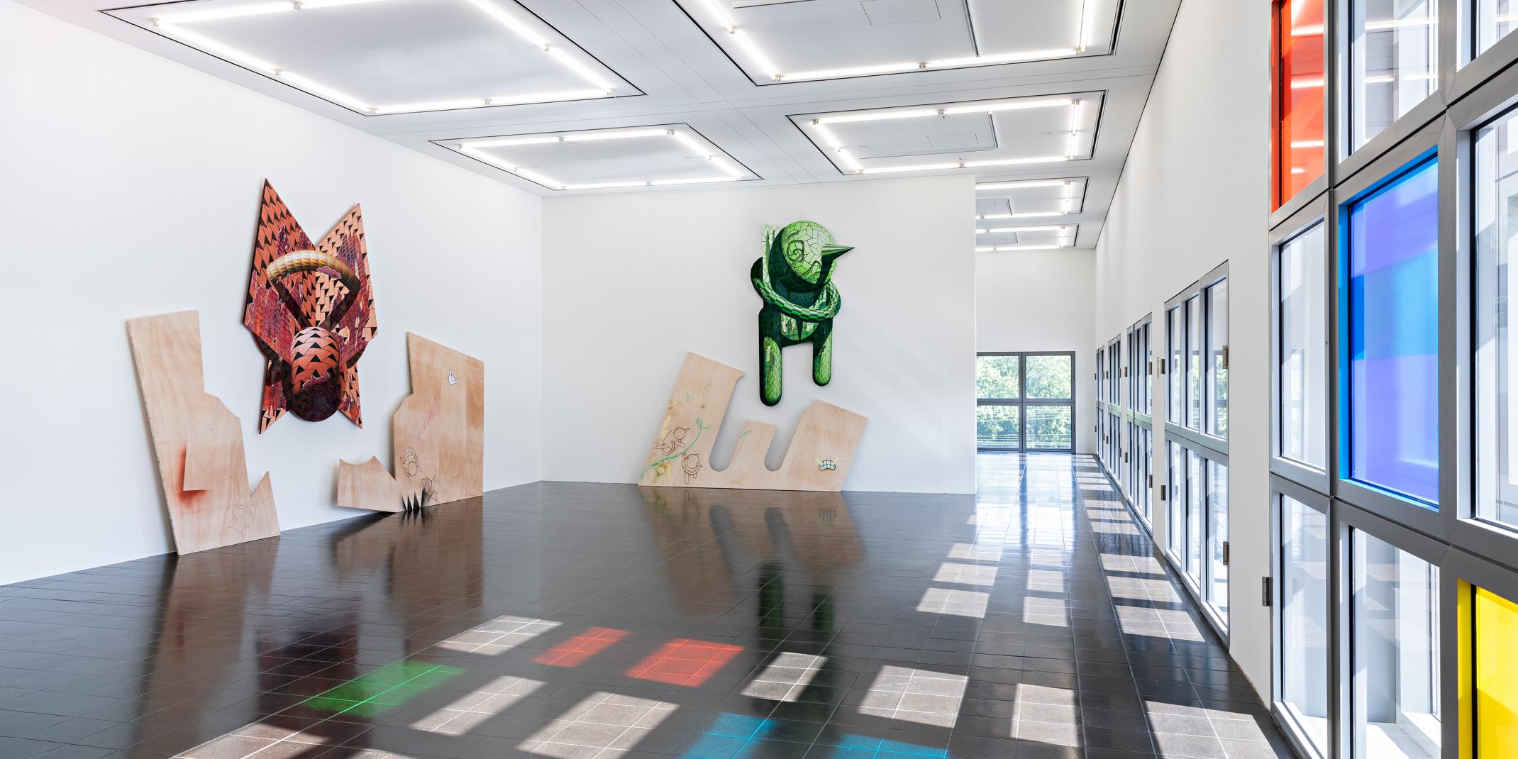 Dominik Halmer, Installationsansicht Die absurde Schönheit des Raumes, Hamburger Kunsthalle 2020, Foto: Fred Dott